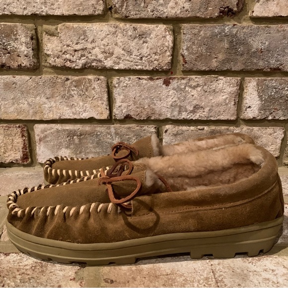 🎉3/$28🎉 EMU Ridge Australia | Men’s Shearling Moccasins - Picture 3 of 10